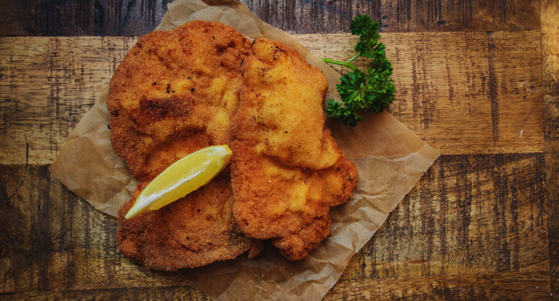 Schnitzel on top, darkroom below: the Deutsche Eiche